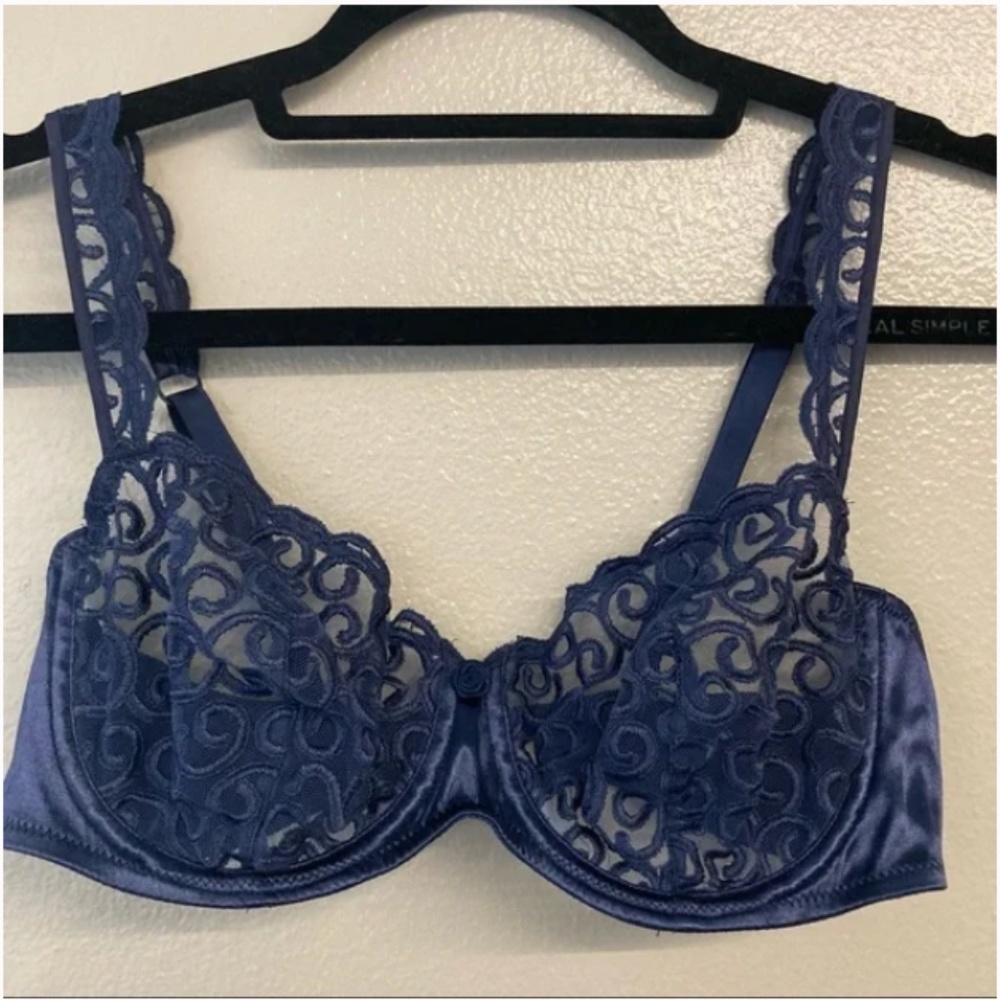 Chantelle Royal Blue Lace Unlined Bra 36C